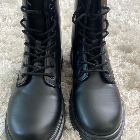 Women Vegan Leather Lace Up Lug Combat Dual Closure Boot - Picture 2 of 5